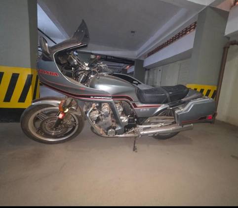 HONDA CBX 1050 